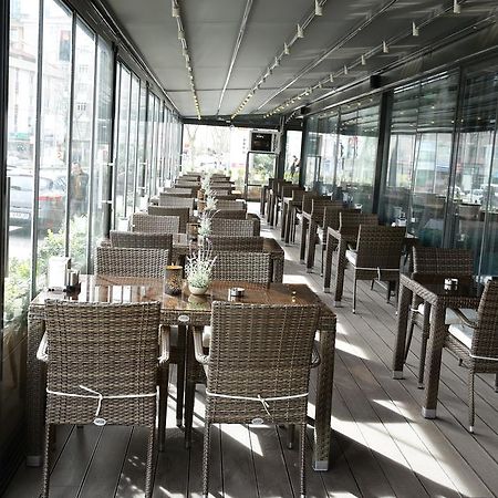 Atasehir Palace Hotel & Conference Istanbul Ngoại thất bức ảnh
