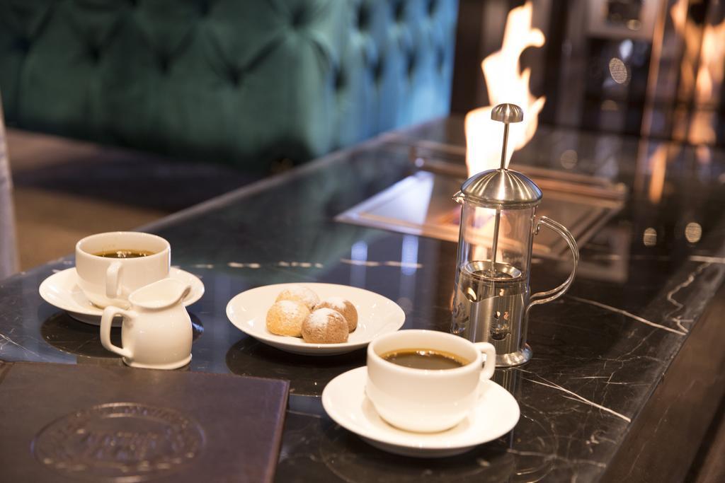 Atasehir Palace Hotel & Conference Istanbul Ngoại thất bức ảnh