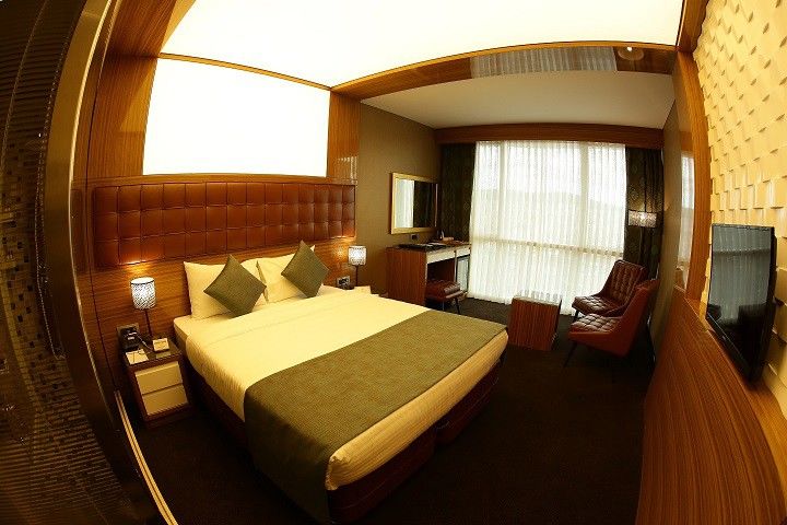 Atasehir Palace Hotel & Conference Istanbul Ngoại thất bức ảnh