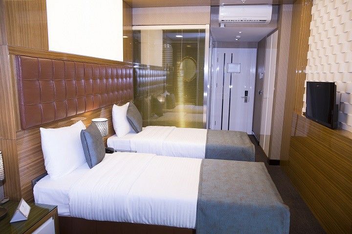Atasehir Palace Hotel & Conference Istanbul Ngoại thất bức ảnh